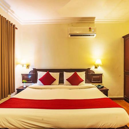 Hotel Archana Inn Kochi Extérieur photo