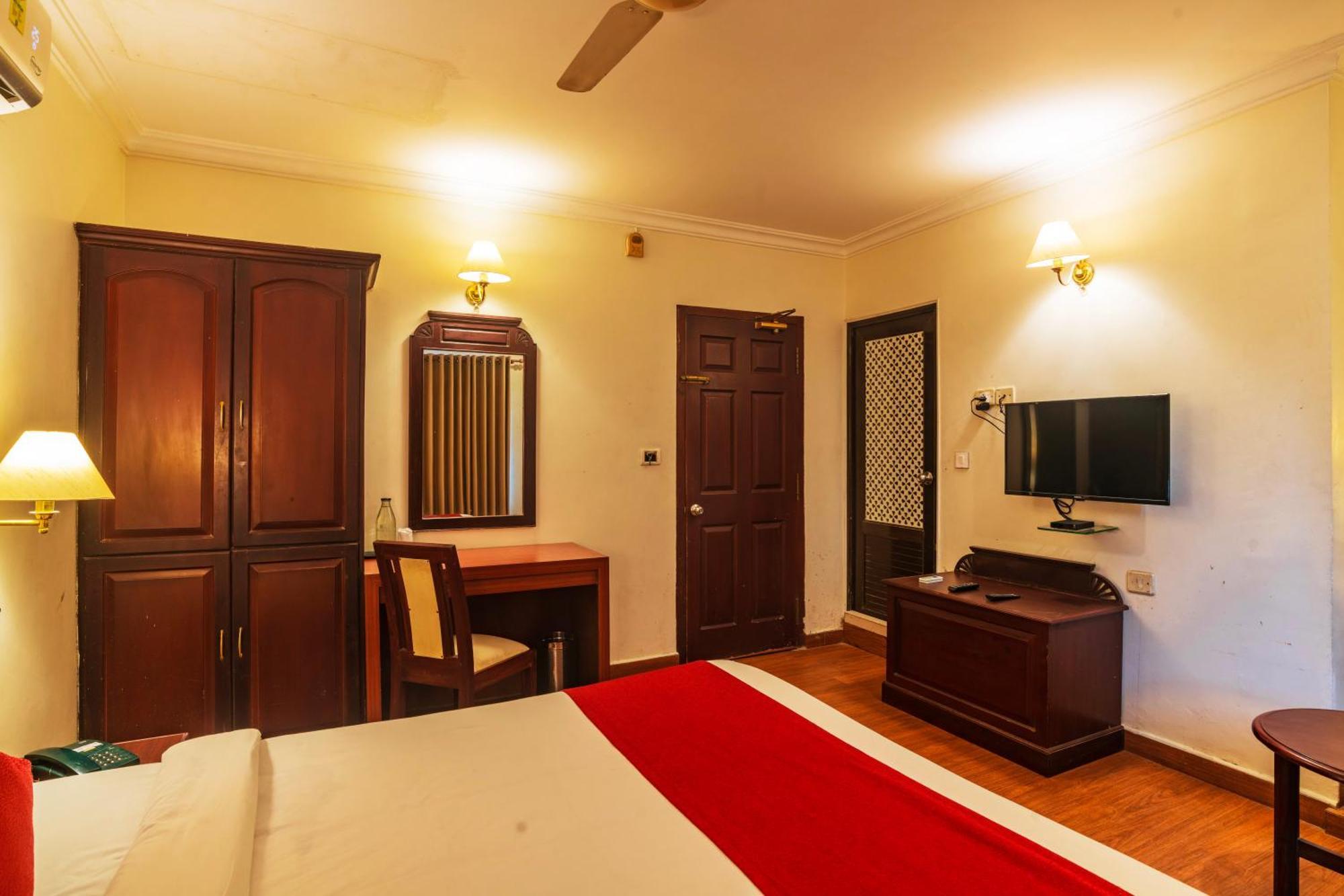 Hotel Archana Inn Kochi Extérieur photo