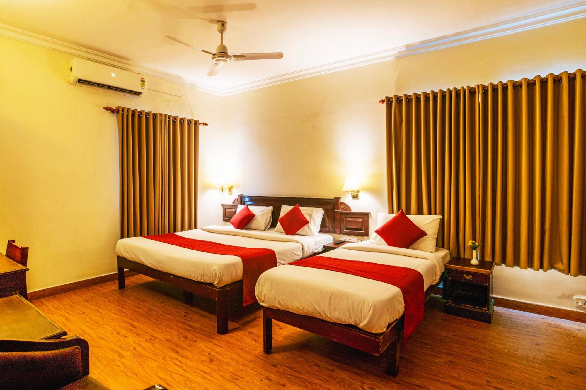 Hotel Archana Inn Kochi Extérieur photo