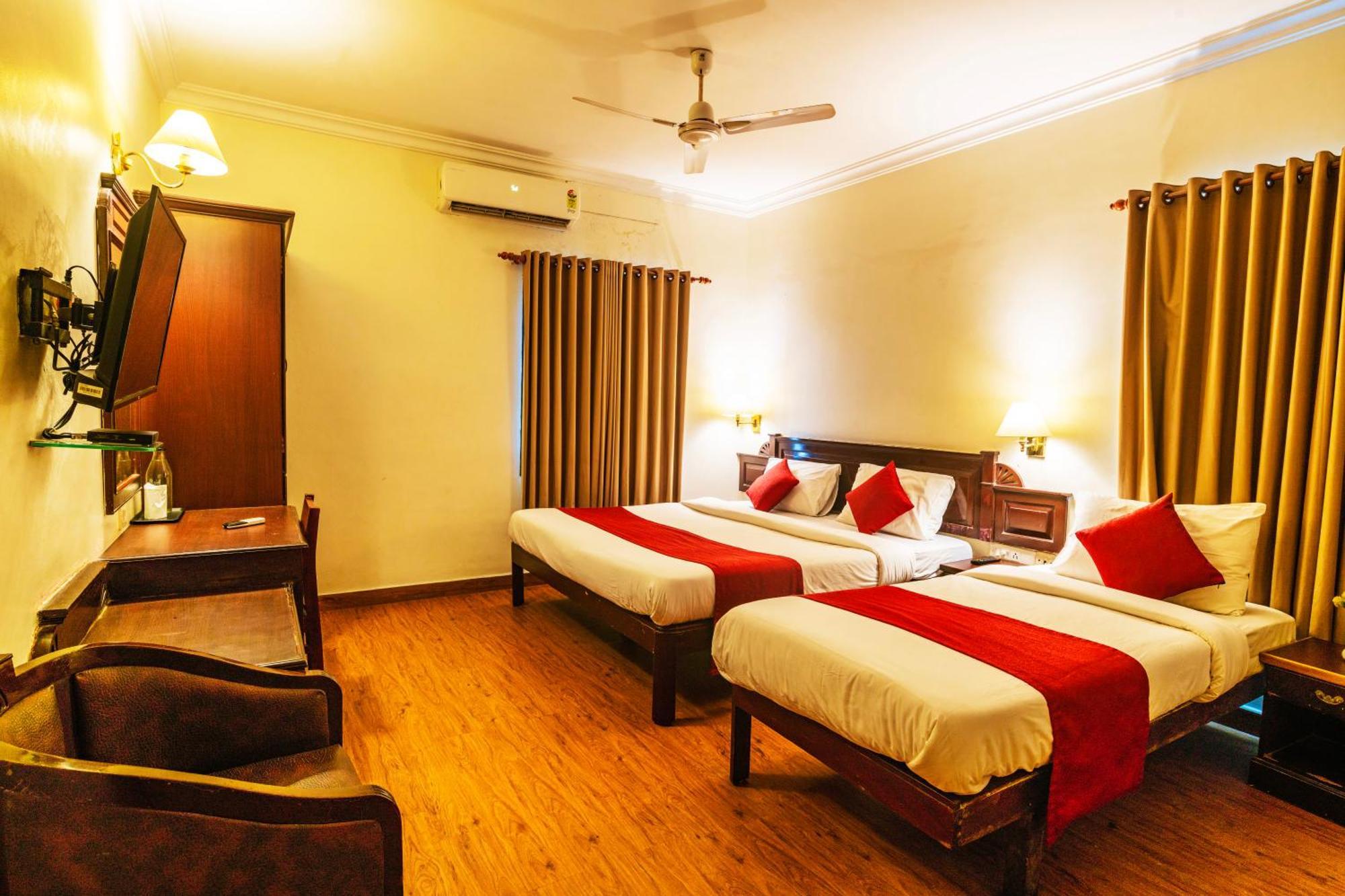 Hotel Archana Inn Kochi Chambre photo