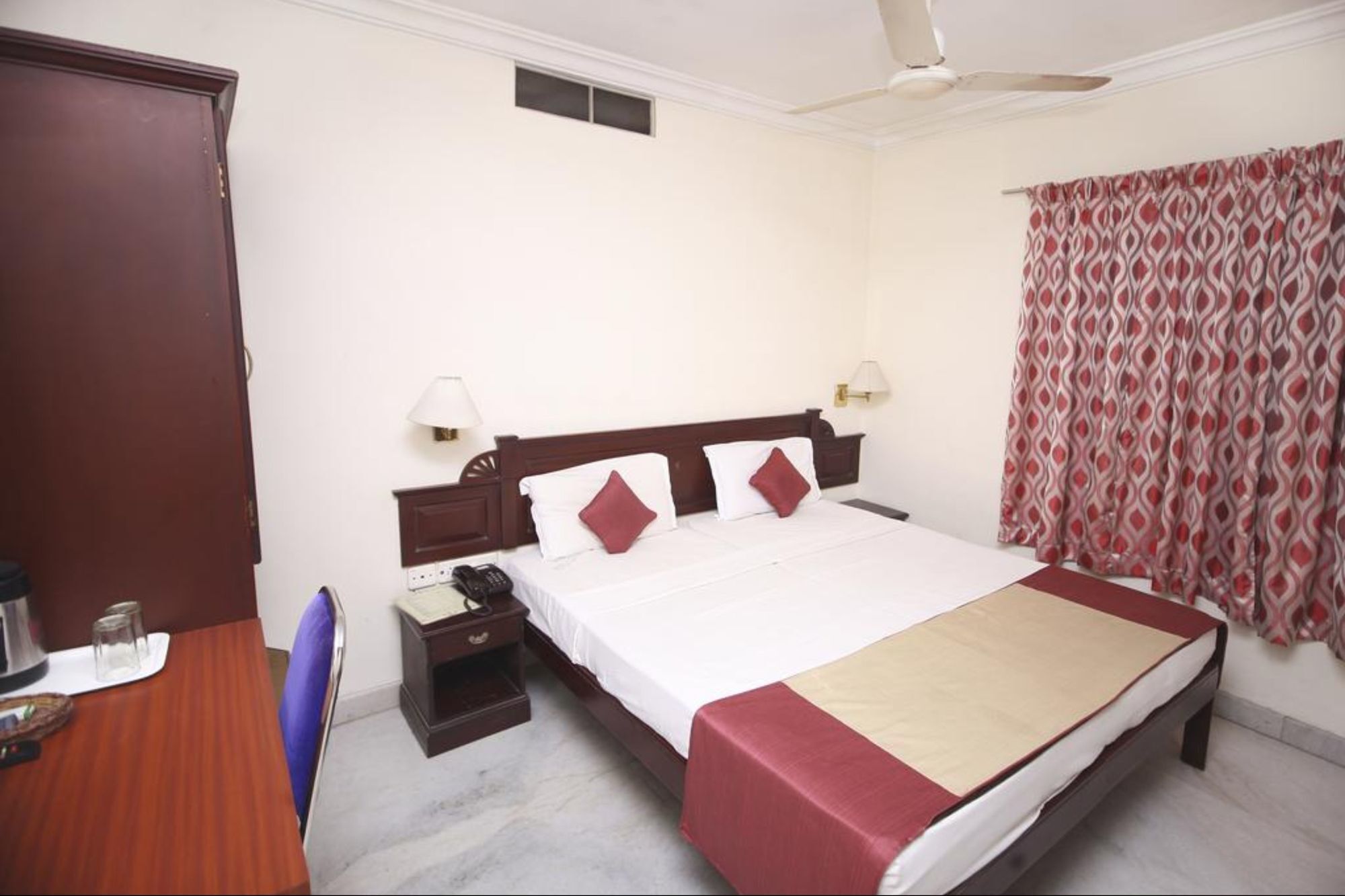 Hotel Archana Inn Kochi Extérieur photo