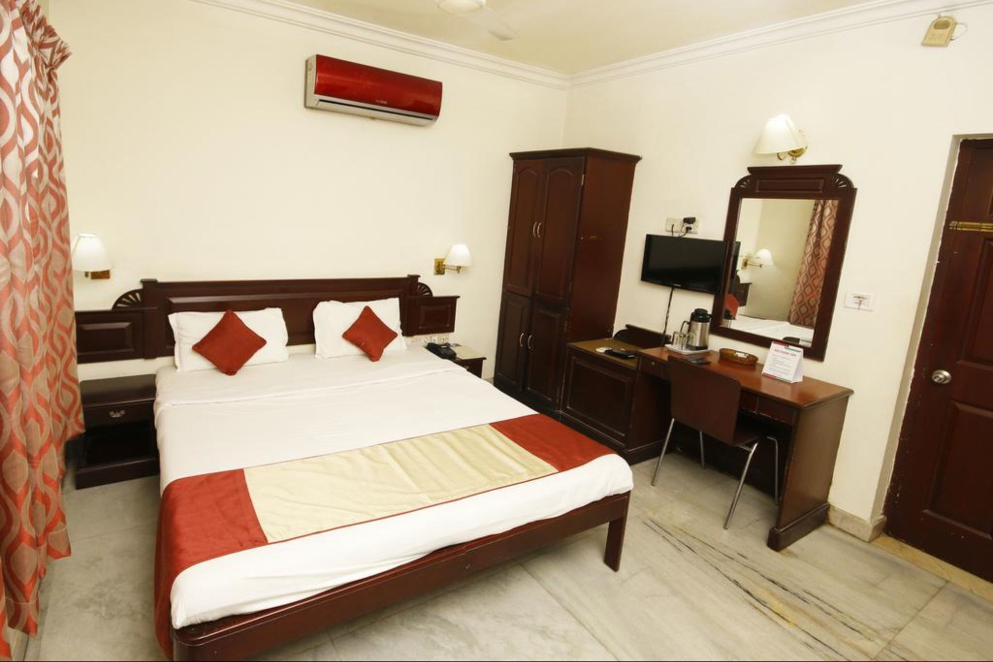 Hotel Archana Inn Kochi Extérieur photo